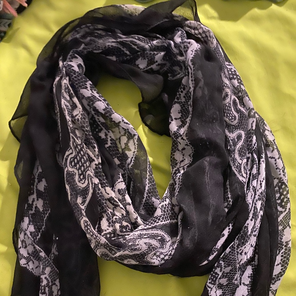 Scarf